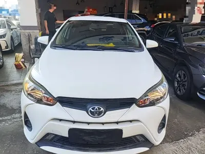 Toyota Yaris L