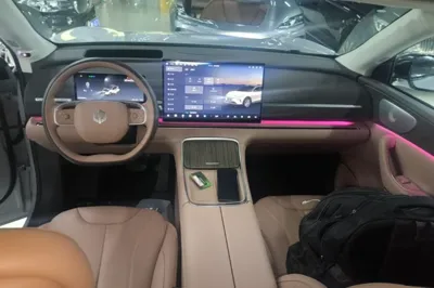 Leapmotor C11