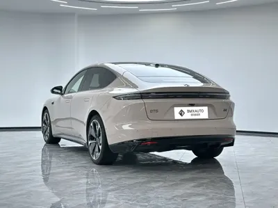 Nio ET5