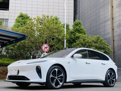 Nio ET5