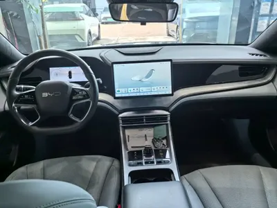 BYD Seal