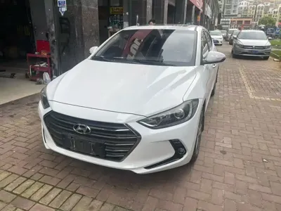 Hyundai Elantra