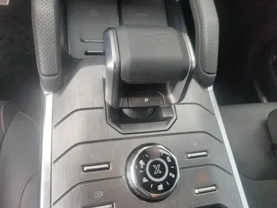 Jetour Traveller
