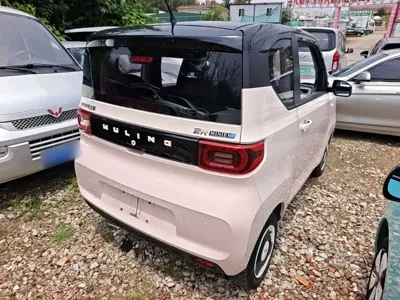 Wuling MINIEV
