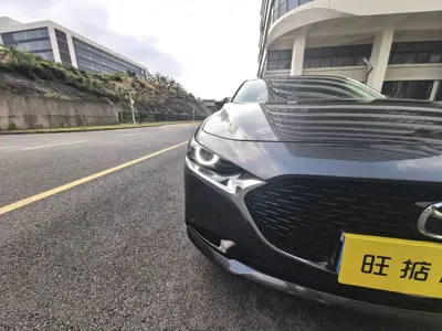 Mazda 3 Axela