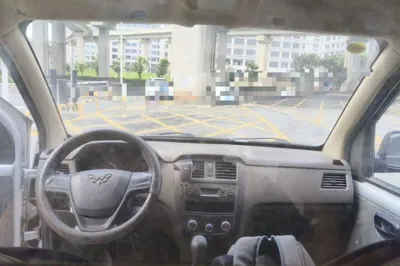 Wuling Rongguang S