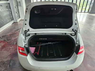 Jaguar XKR