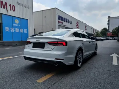 Audi A5 (Import)