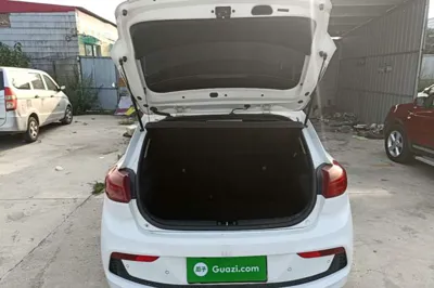 Hyundai Verna RV