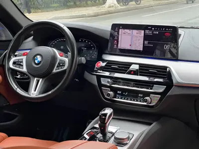 BMW M5