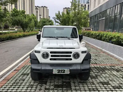 212 212 T01