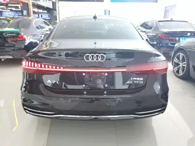 Audi A7L