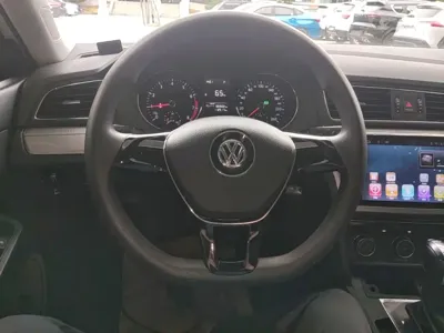Volkswagen Lamando