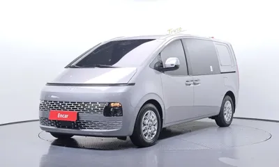Hyundai Staria
