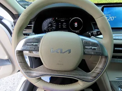 Kia K9