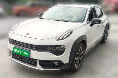 Lynk & Co 02