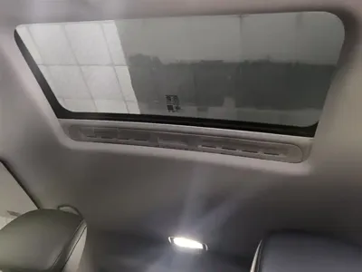 Roewe i5