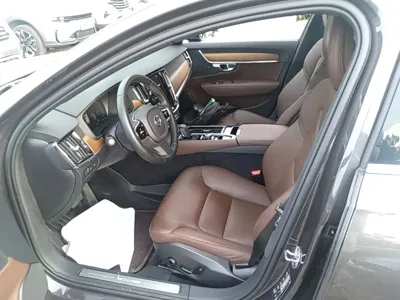 Volvo S90 PHEV
