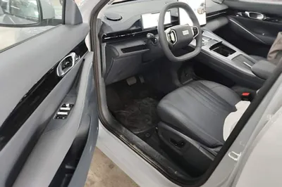 Geely Galaxy E5