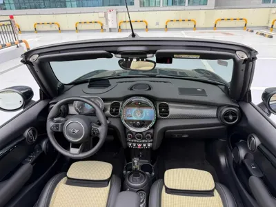 MINI Cooper Convertible