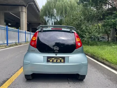 BYD F0