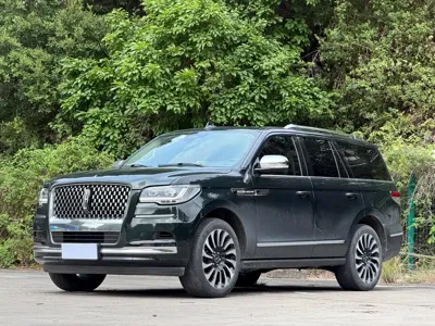 Lincoln Navigator