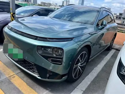 Xpeng G9