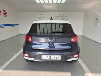 Hyundai Venue