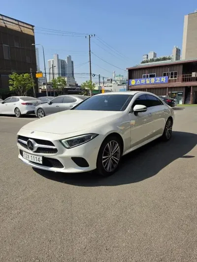 Mercedes-Benz CLS-Class