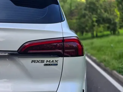 Roewe RX5 Max