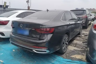 Volkswagen Sagitar