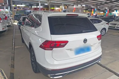 Volkswagen Tiguan L
