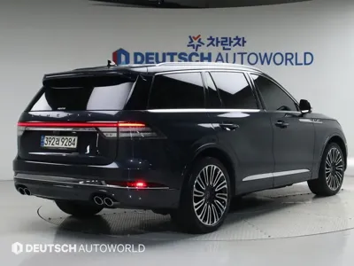 Lincoln Aviator