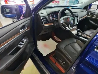 Roewe RX8