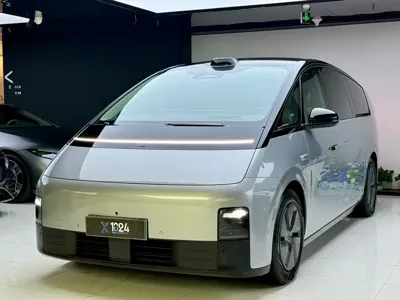 Li Auto Li MEGA