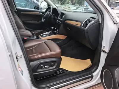 Audi Q5 (Import)