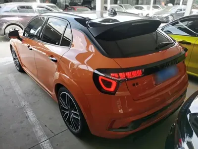 Lynk & Co 02 Hatchback