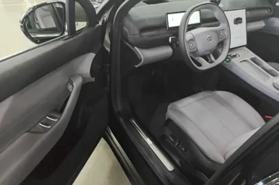 Nio EC6