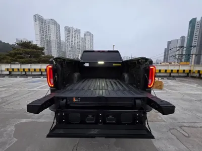 GMC Sierra