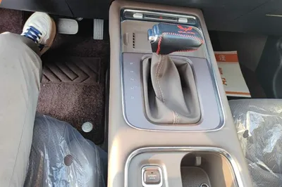 Wuling 730