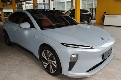 Nio ET5