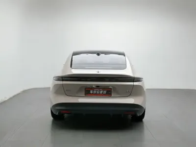 Nio ET5