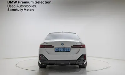 BMW i5