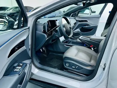Hongqi Hongqi EH7