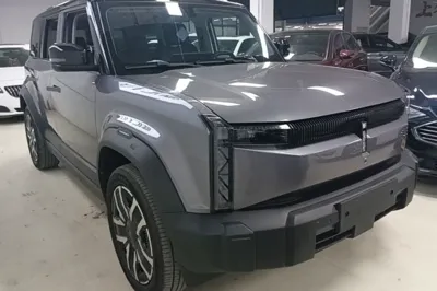 iCAR 03