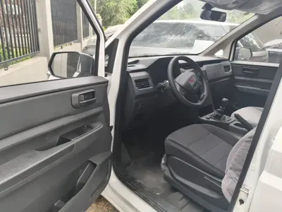 Wuling Hongguang Plus