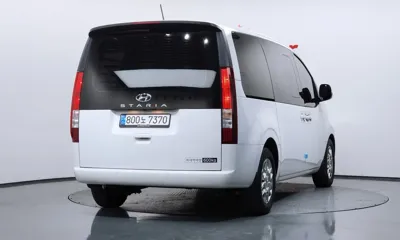 Hyundai Staria