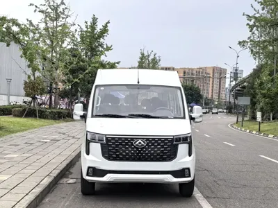 大通 V80