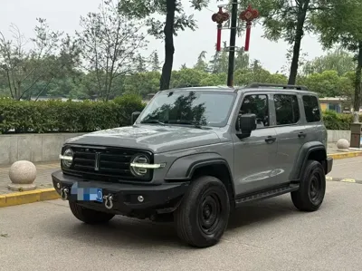 Tank Tank 300