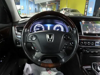 Hyundai Equus